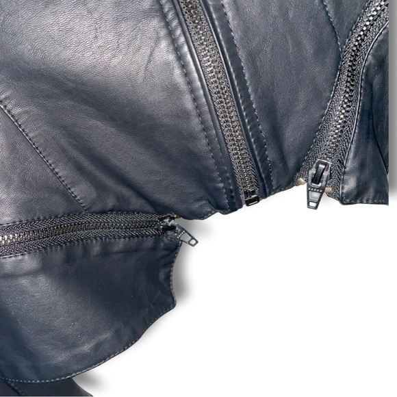 BLANK NYC Black Faux Leather Jacket With Zipper Detailing (Size Large) - Picture 4 of 7